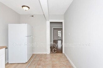 3223-3225 E 8th St in Kansas City, MO - Building Photo - Building Photo