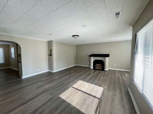 1801 S Millwood Ave in Wichita, KS - Building Photo - Building Photo