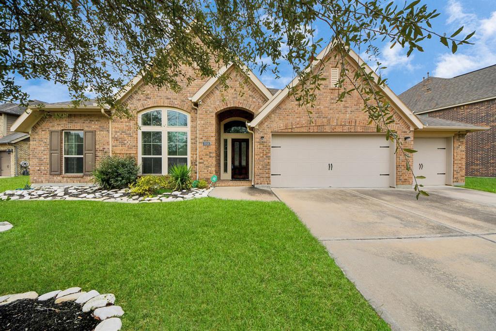 3018 Sunrise Run Ln in Pearland, TX - Building Photo