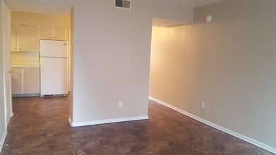 1114 Johnson Ave, Unit 2 in Georgetown, KY - Foto de edificio - Building Photo