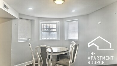 3539 W Grenshaw St, Unit G in Chicago, IL - Foto de edificio - Building Photo