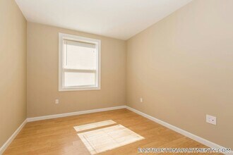 34 Decatur St in Boston, MA - Foto de edificio - Building Photo