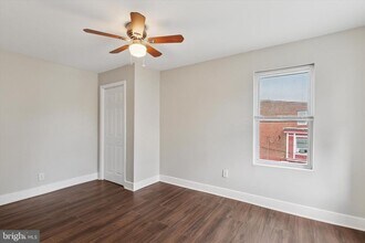 731 W Lafayette St in Norristown, PA - Building Photo - Building Photo