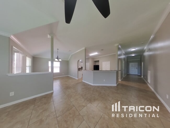 21478 Olympic Forest Dr in Porter, TX - Building Photo - Building Photo
