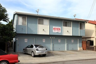 635 Coronado Ave in Long Beach, CA - Building Photo