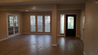 13423 Lakecrest Dr in Cypress, TX - Building Photo - Building Photo