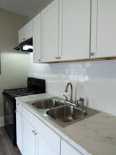 3326 W 1st St in Jacksonville, FL - Foto de edificio - Building Photo