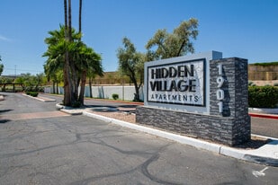 Hidden Village in Phoenix, AZ - Building Photo