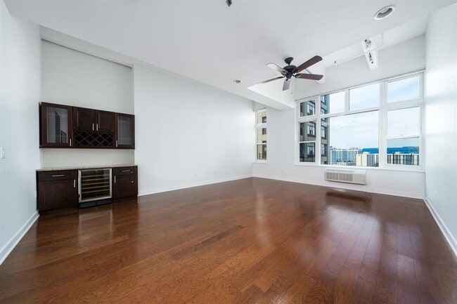 property at 1500 Hudson St