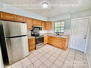 10812 Hannaway Dr in Riverview, FL - Building Photo - Building Photo
