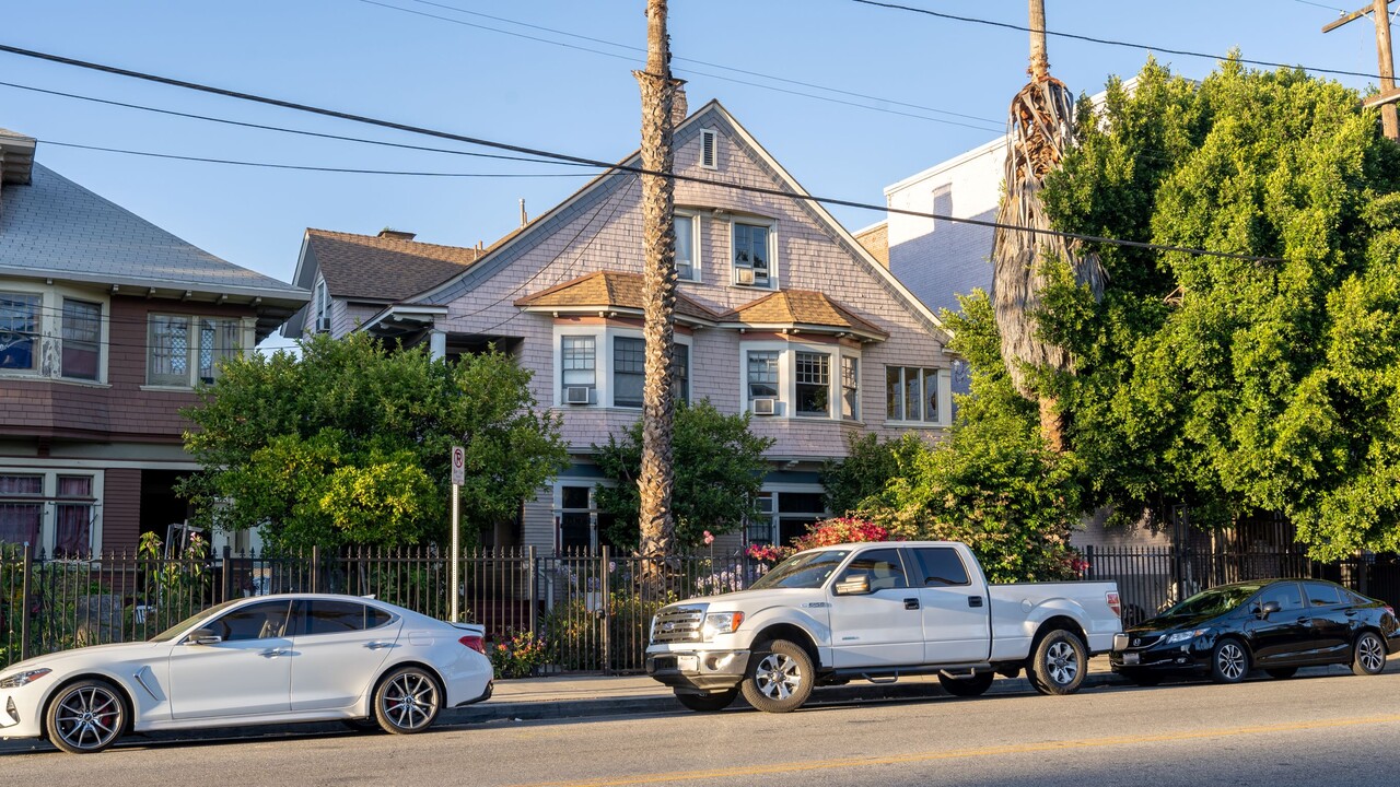 705 W 23rd St in Los Angeles, CA - Foto de edificio
