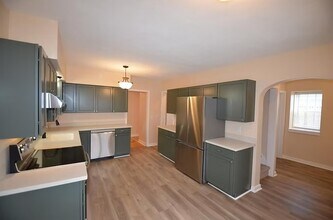 119 S 4th St in Whitewater, WI - Building Photo - Building Photo