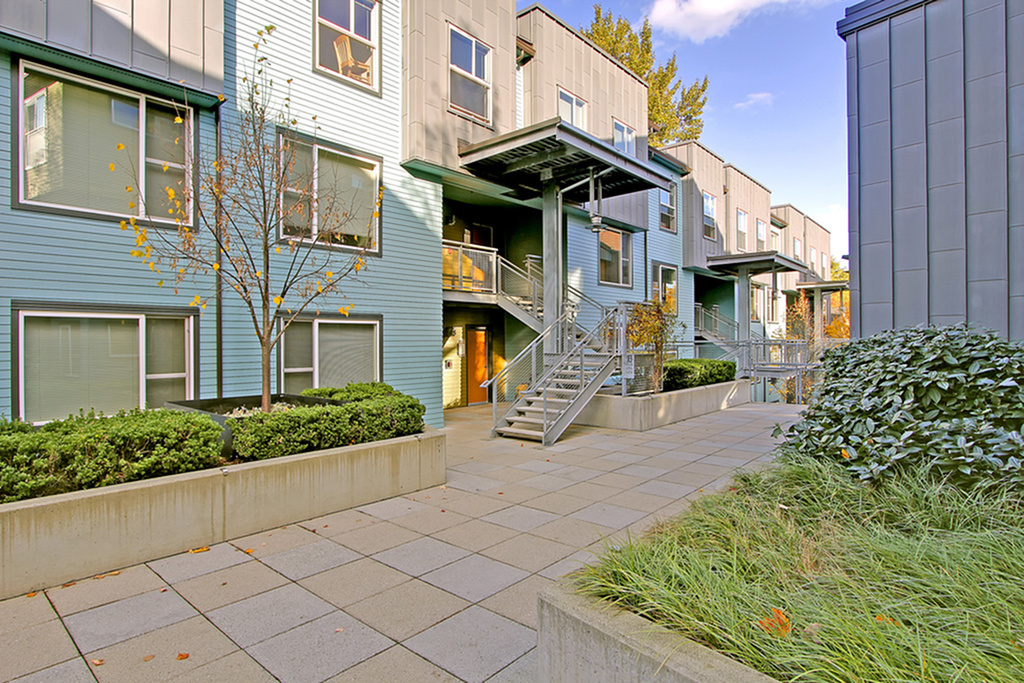 Nordheim Court UW Student Apartments in Seattle, WA - Building Photo