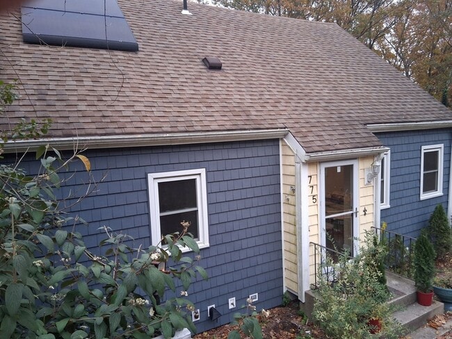 property at 775 Knotty Oak Rd