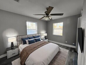 120 S Price St in Lake Worth Beach, FL - Foto de edificio - Building Photo