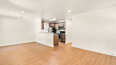 41334 Brown Rd in Ponchatoula, LA - Foto de edificio - Building Photo