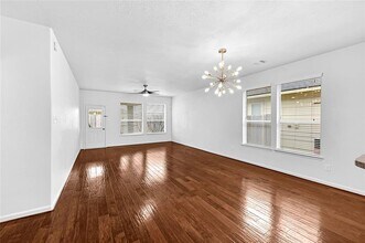 7531 Oakwood Canyon Dr in Cypress, TX - Building Photo - Building Photo
