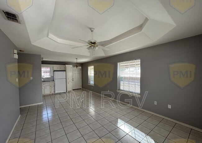 2205 N Erica St in Pharr, TX - Building Photo - Building Photo