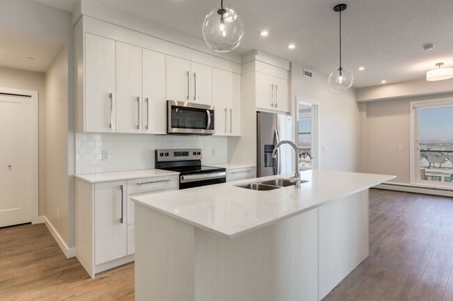 14440-14441 1 St NW in Calgary, AB - Building Photo - Building Photo