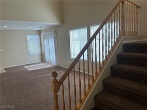 8046 S Wards Ferry St in Las Vegas, NV - Building Photo - Building Photo