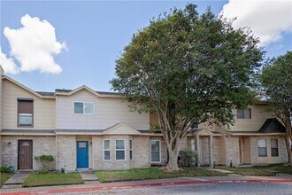 7252 Mansions Dr in Corpus Christi, TX - Building Photo - Building Photo