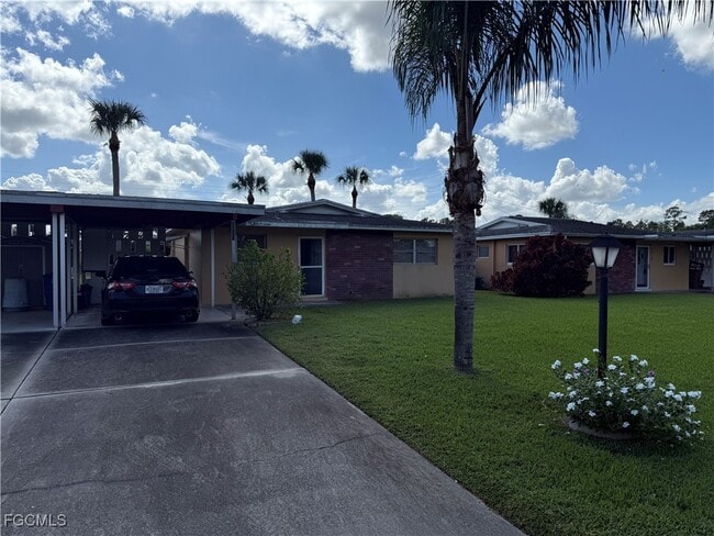 2210 E 6th St in Lehigh Acres, FL - Building Photo - Building Photo