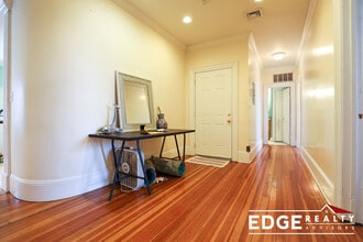 12 Sutherland Rd, Unit 4 in Boston, MA - Foto de edificio - Building Photo