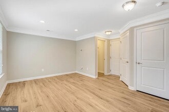 424 Falmouth St in Warrenton, VA - Building Photo - Building Photo