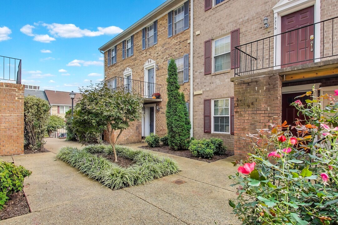 931 S Rolfe St, Unit 1 in Arlington, VA - Building Photo