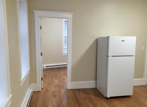 884 Huntington Ave, Unit 7 in Boston, MA - Building Photo - Building Photo