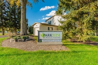 Parkside at Maple Canyon in Columbus, OH - Building Photo - Building Photo