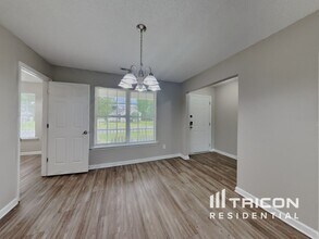 1807 Bellwick Dr in Greensboro, NC - Building Photo - Building Photo