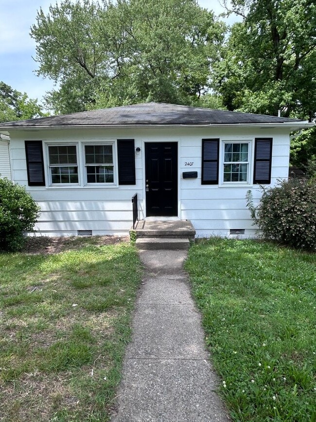 property at 2407 Yorktown Ave