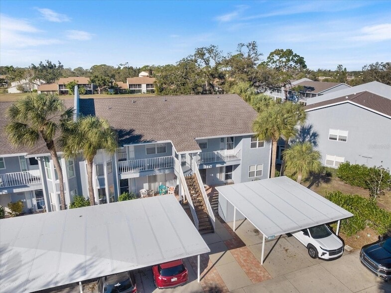 880 Bird Bay Dr W, Unit 106 in Venice, FL - Foto de edificio