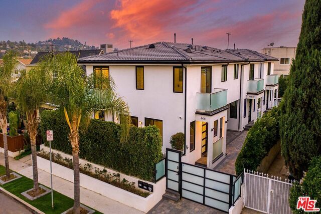 property at 4418 Kingswell Ave