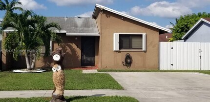 16239 SW 305th St in Homestead, FL - Building Photo - Building Photo