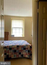 2852 S Buchanan St in Arlington, VA - Foto de edificio - Building Photo