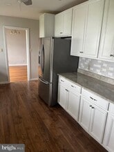 15 W Simpson St in Mechanicsburg, PA - Building Photo - Building Photo