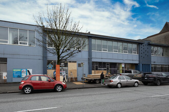 524-528 Powell St in Vancouver, BC - Building Photo - Building Photo