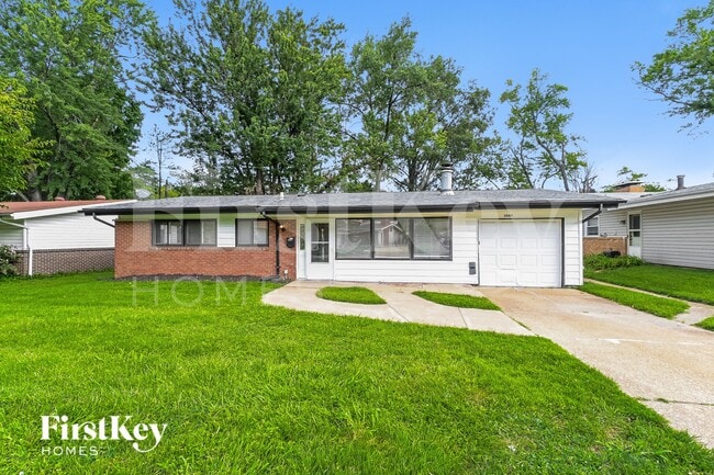property at 3045 Kingsley Dr