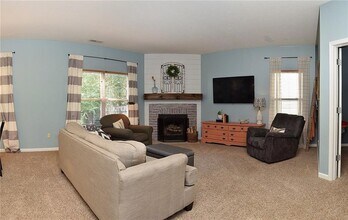 10655 Trailwood Dr in Fishers, IN - Building Photo - Building Photo