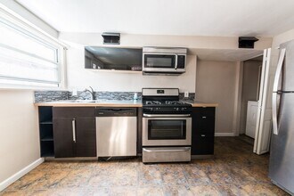 10 E Sycamore St in Pittsburgh, PA - Building Photo - Building Photo