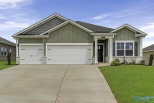 307 Wraywood Rd in Huntsville, AL - Building Photo