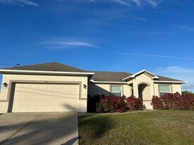 2430 NW 7th Ave in Cape Coral, FL - Building Photo