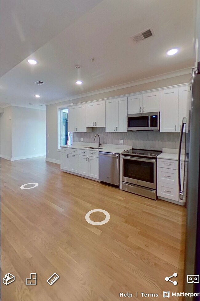 104 Warren St, Unit 7