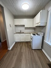 212 W Lee St in Louisville, KY - Foto de edificio - Building Photo