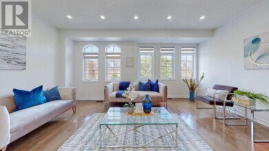 3356 Southwick St in Mississauga, ON - Building Photo - Building Photo