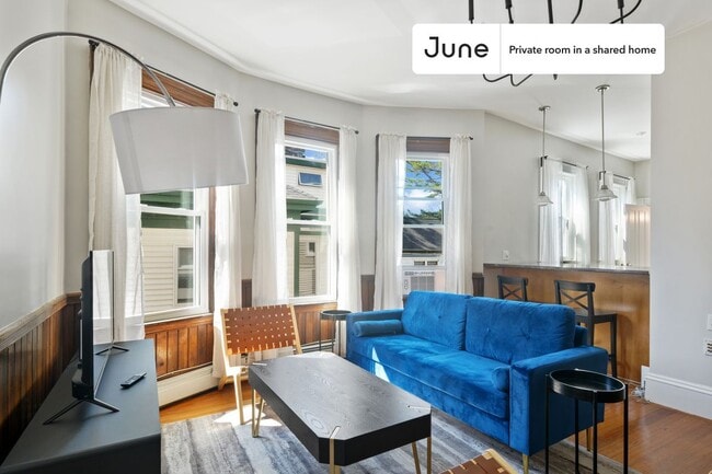 Room in Shared 4 bed/2 bath home, Unit B in Cambridge, MA - Foto de edificio - Building Photo
