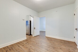 525 Washington Ave in Bridgeville, PA - Building Photo - Building Photo