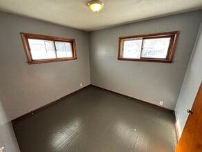 5827 N 65th St in Milwaukee, WI - Building Photo - Building Photo